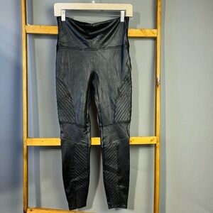 Spanx faux leather patterned leggings. Size small. EUC.